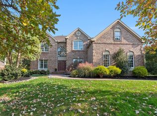 2251 Red Barn Dr, Furlong, PA 18925