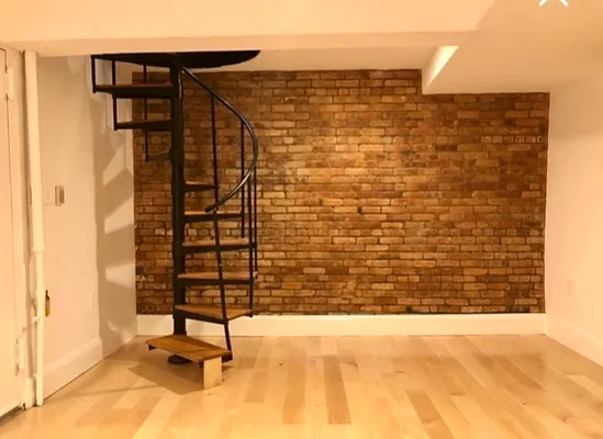 Rented by LJ Sloane Management | media 5