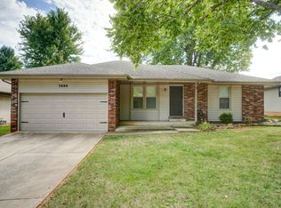 3660 W Madison St, Springfield, MO 65802