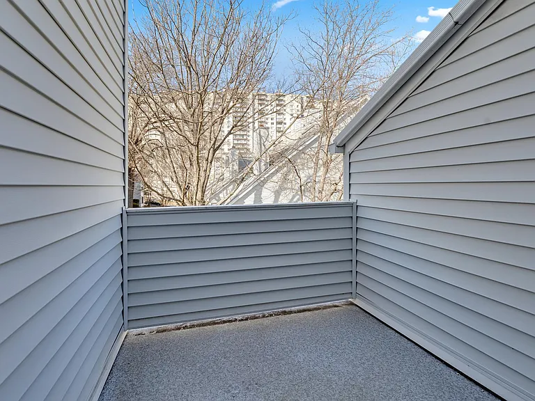 1639 Carriage House Ter #C — Photo 7