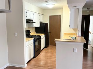 2171 Hedgerow Rd, COLUMBUS, OH 43220