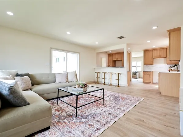 10037 Geneva Ave, Montclair, CA 91763