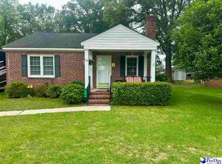 59 Lynn Ave, Cheraw, SC 29520