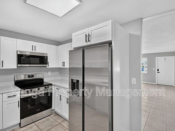 2nd image of 1037 W 28th St