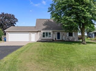 N2464 Joan St, Greenville, WI 54942
