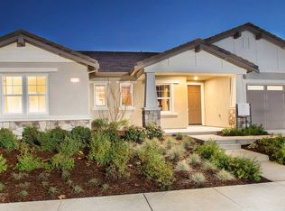 310 Hampstead Dr, Brentwood, CA