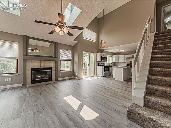 5th image of 8375 Chancellor Dr