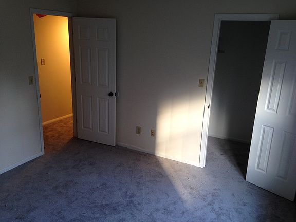3rd image of 2400 Silkwood Dr
