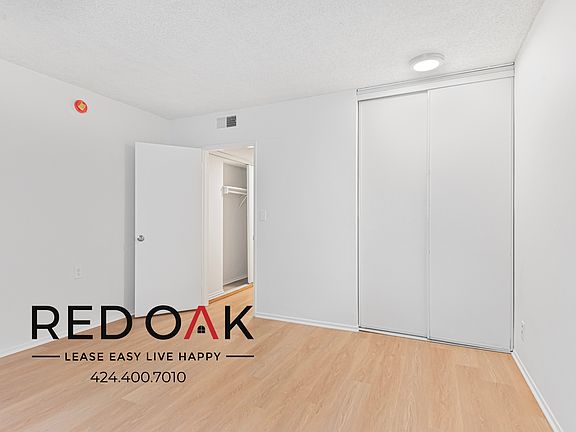 2nd image of 7071 Hawthorn Ave APT 9