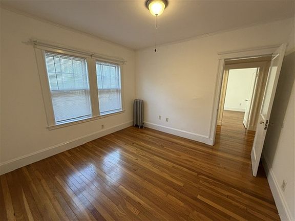 5th image of 9 Newberne St