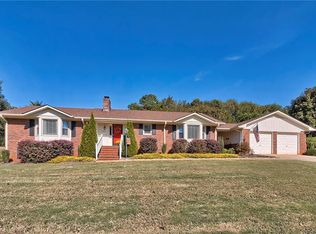 1011 Ladys Ln, Anderson, SC 29621