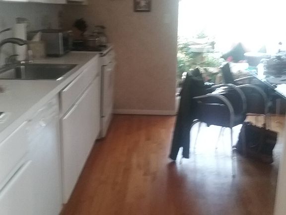 4th image of 32 Gildare Dr