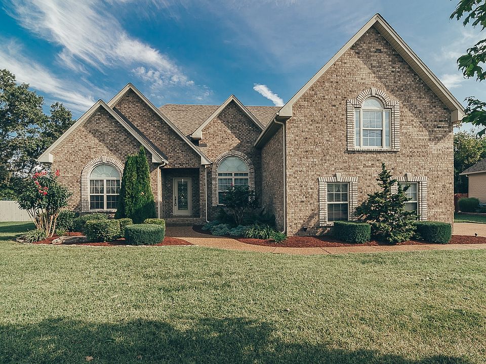 1st image of 115 Cambria Dr