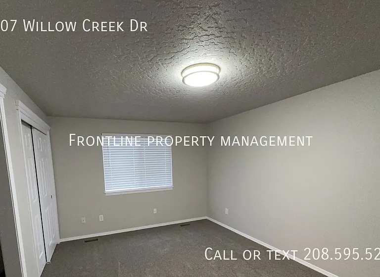 1307 Willow Creek Dr — Photo 12