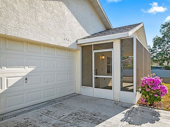 4th image of 4781 Silver Cir