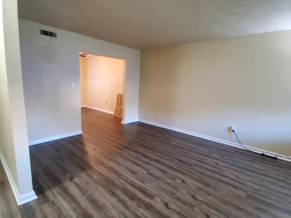 1st image of 1208 Mount Vernon Ave