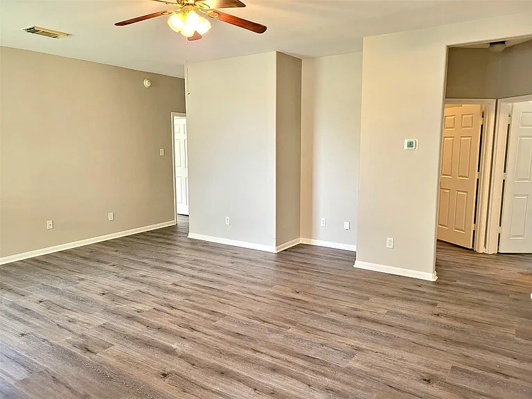 15106 Petties Way — Photo 11