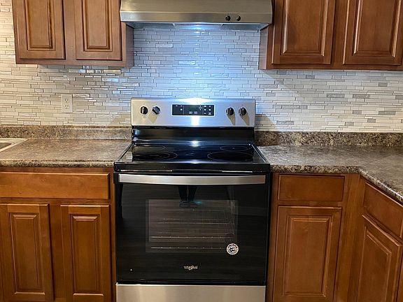 3rd image of 938 Wescott Trl APT 104