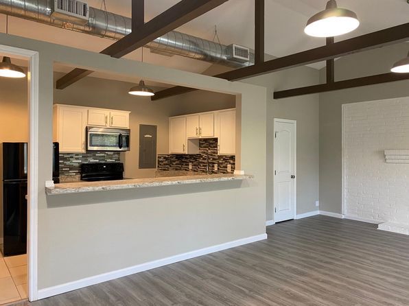 4950 Live Oak St #1B-1BA-700SQFT