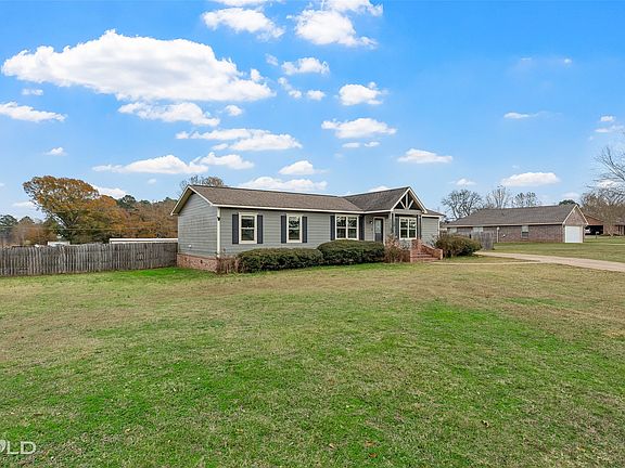 3rd image of 3725 Farmridge Rd