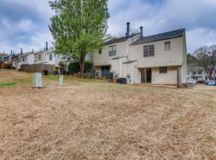2001 Queen Anne Ct, Sandy Springs, GA 30350