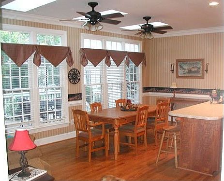 Morning/Breakfast Room