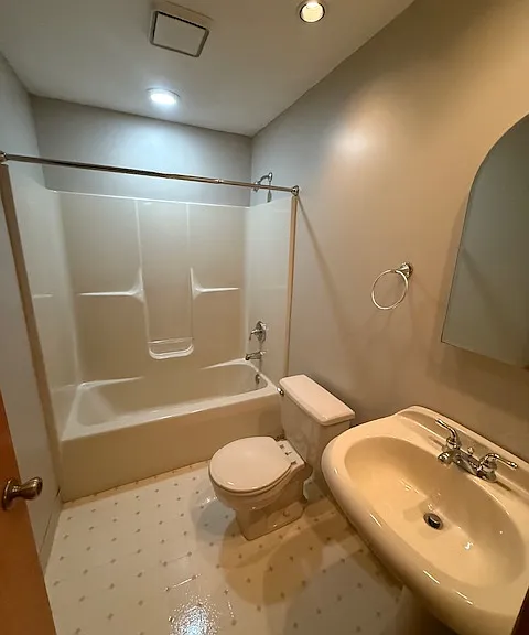 602 Topaz Ln — Photo 6