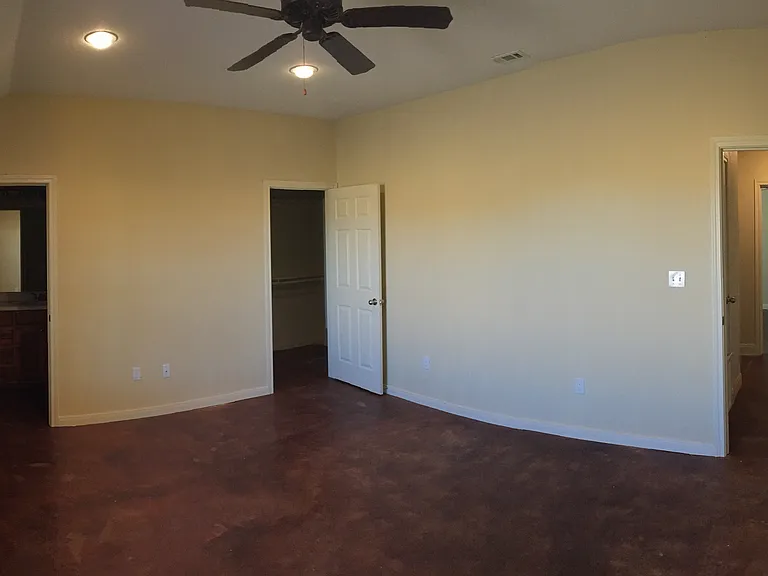 5704A Foxborough Dr — Photo 9