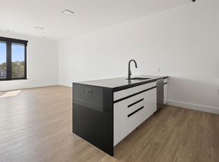 78 Unquowa Pl #302, Fairfield, CT 06824