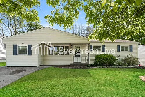 1100 S Waterford Dr Photo 1