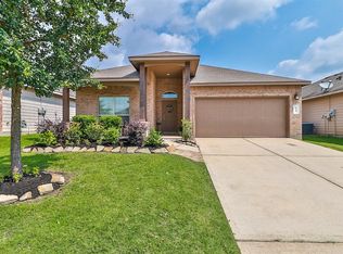 8710 Auburn Mane Dr, Tomball, TX 77375