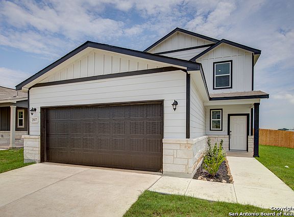 3rd image of 2517 Windle Ln