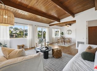 1748 Redesdale Ave, Los Angeles, CA 90026