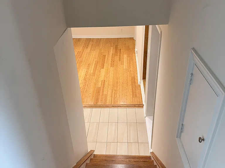 1 Hammond Dr #LOWER LEVEL — Photo 9
