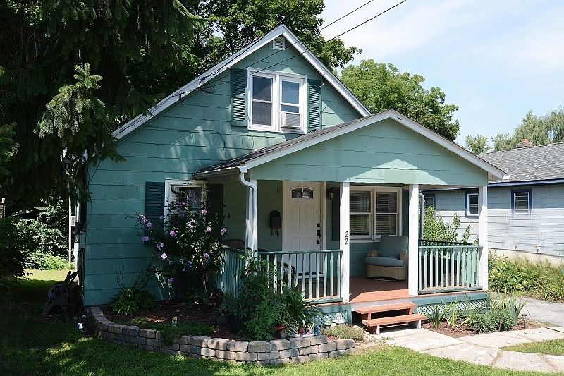 1st image of 22 Mason Ave