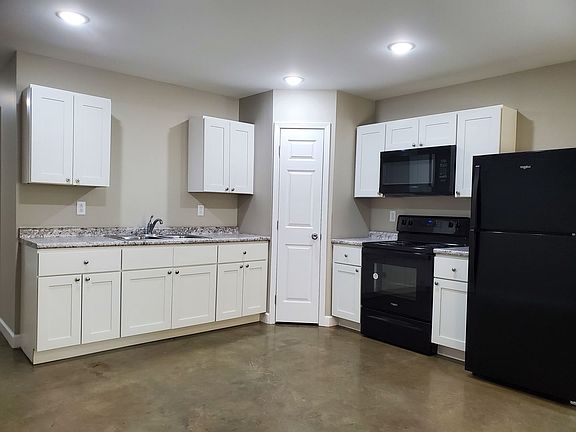 2nd image of 608 Main St Unit 2