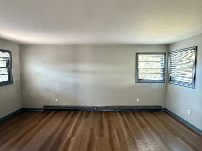142 Bradford Ave #2 — Photo 3