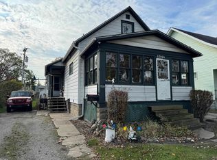 1324 Wells St, Port Huron, MI 48060