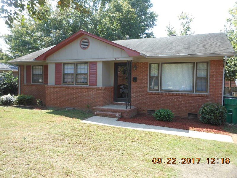 1st image of 4244 Shamrock Dr