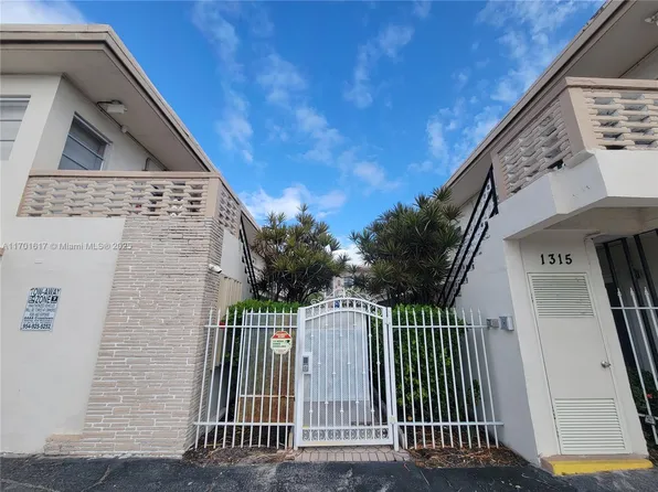 1315 N Ocean Dr APT 201, Hollywood, FL 33019