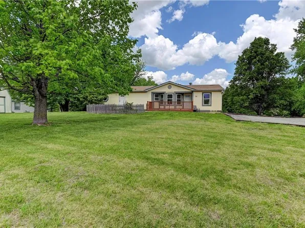 10543 County Road 375 Lot 32, Saint Joseph, MO 64505