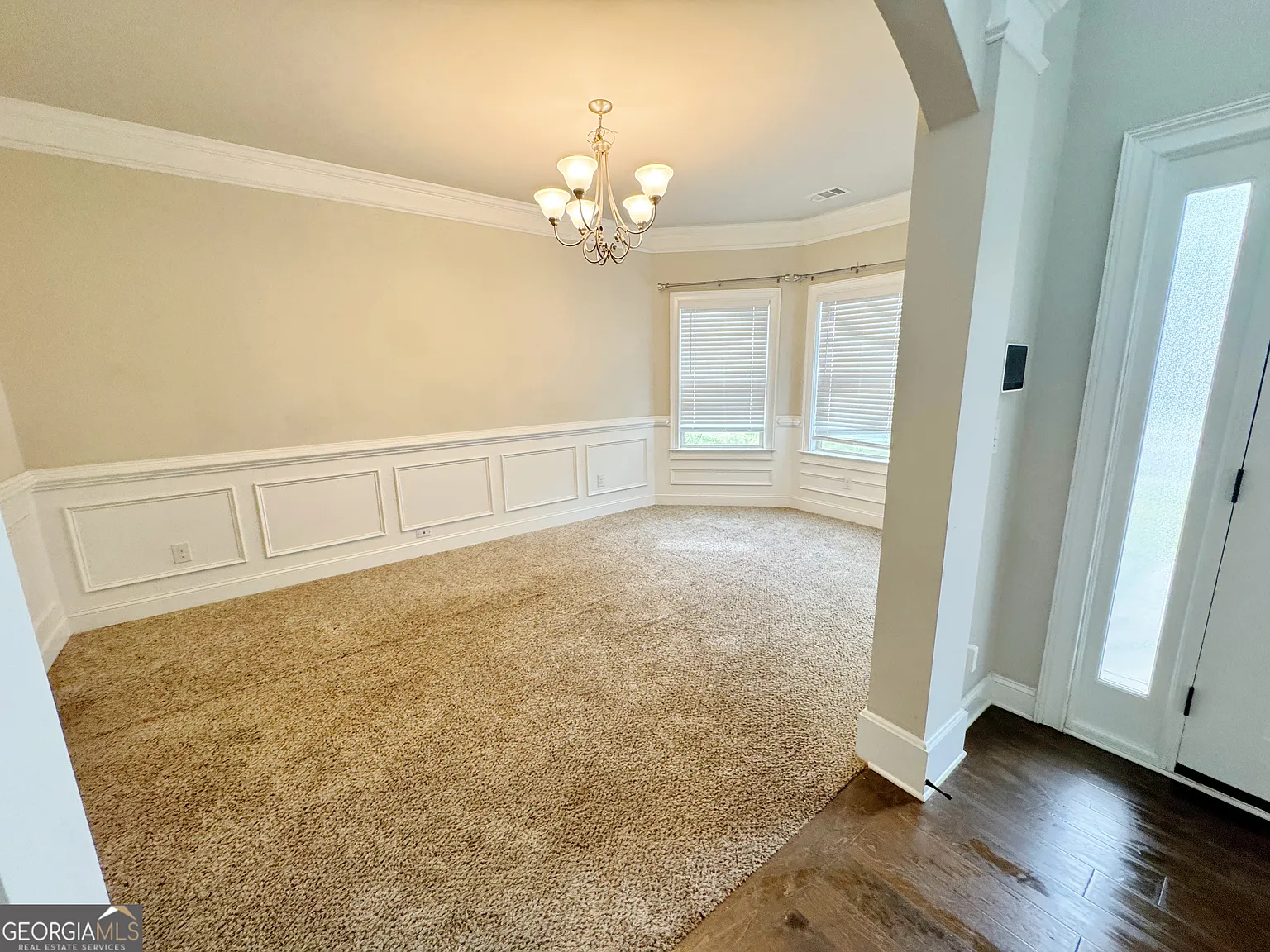 5 bed, 3.0 bath, 2975 sqft, $2,700 — Photo 4