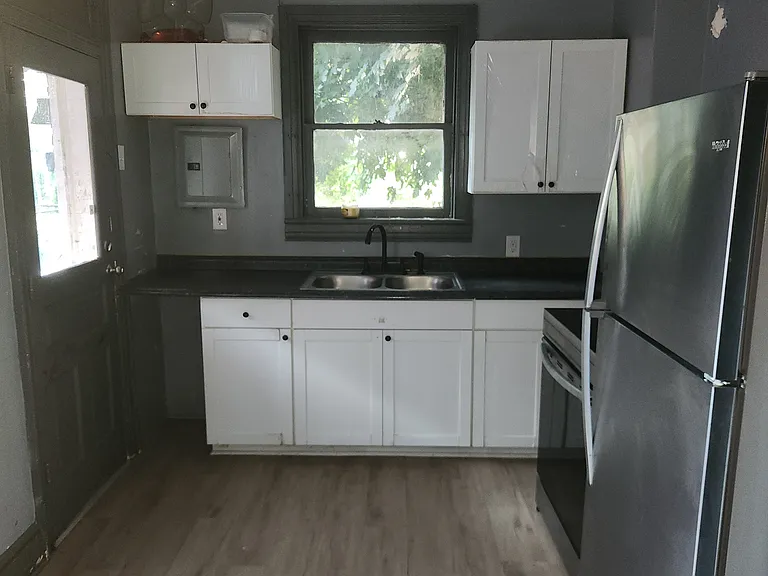 520 E King St #1 — Photo 5