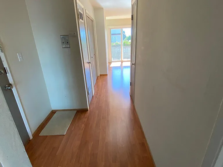 1528 Oxford St #3 — Photo 4
