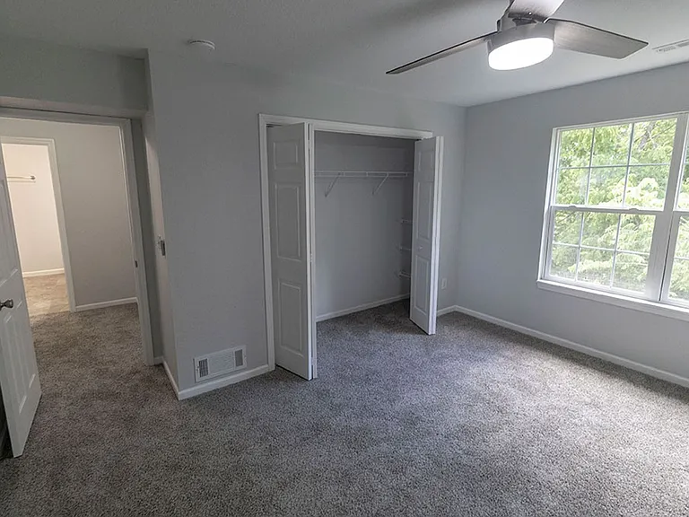 5318 Godas Cir — Photo 13