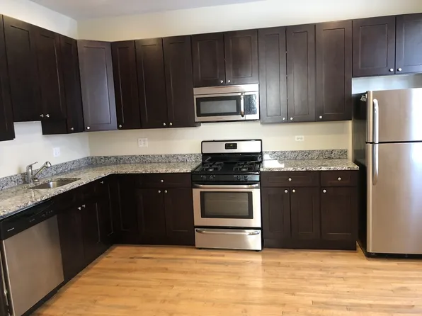 5407 N Ravenswood Ave #R, Chicago, IL 60640