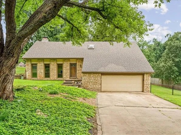 6908 Millridge St, Shawnee, KS 66218