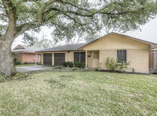 1922 Crestdale Dr, Houston, TX 77080