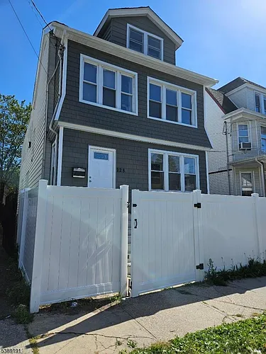 228 W End Ave Photo 1