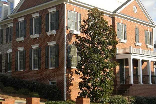 1st image of 4809 Fairmont Way
